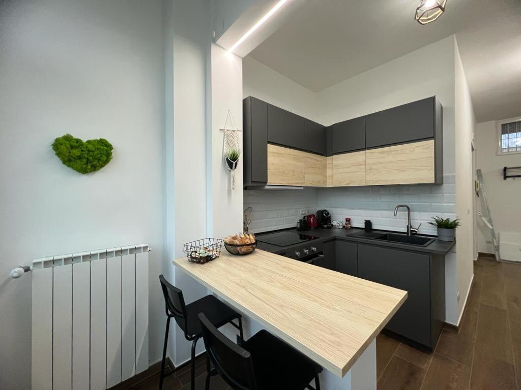 Havana House Apartment Бари Екстериор снимка